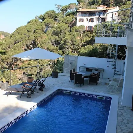 Lloret De Mar, Casa Arjane *