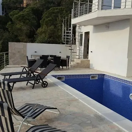 فيلة Lloret De Mar, Casa Arjane يوريت دي مار