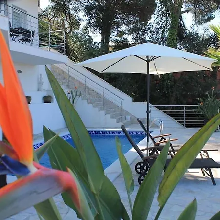 Lloret De Mar, Casa Arjane يوريت دي مار